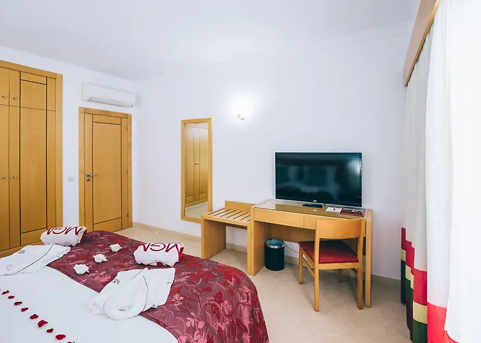 Appart hôtel Grand Muthu Do Vale 5*