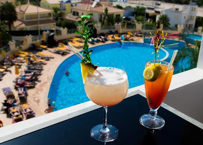 Appart hôtel Grand Muthu Do Vale 5*