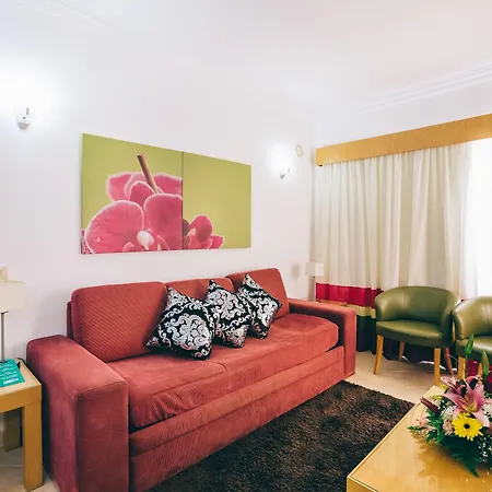 Grand Muthu Do Vale Апарт-готель Албуфейра