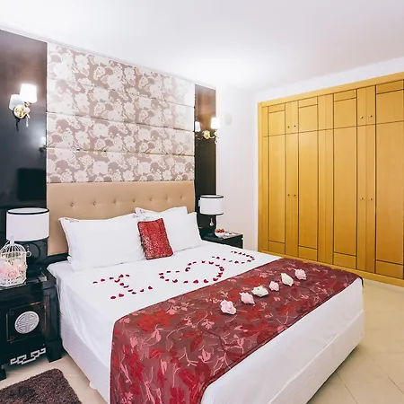 Апарт-готель Grand Muthu Do Vale 5*