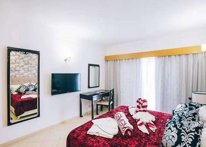 Grand Muthu Do Vale Апарт-отель