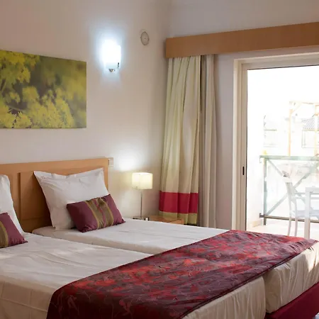 Grand Muthu Do Vale Apart-hotel 5*